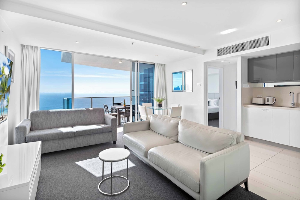 Apartment, 2 Bedrooms, 2 Bathrooms, Ocean View (Level 30) photo 1