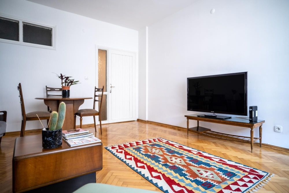 Apartment photo 3
