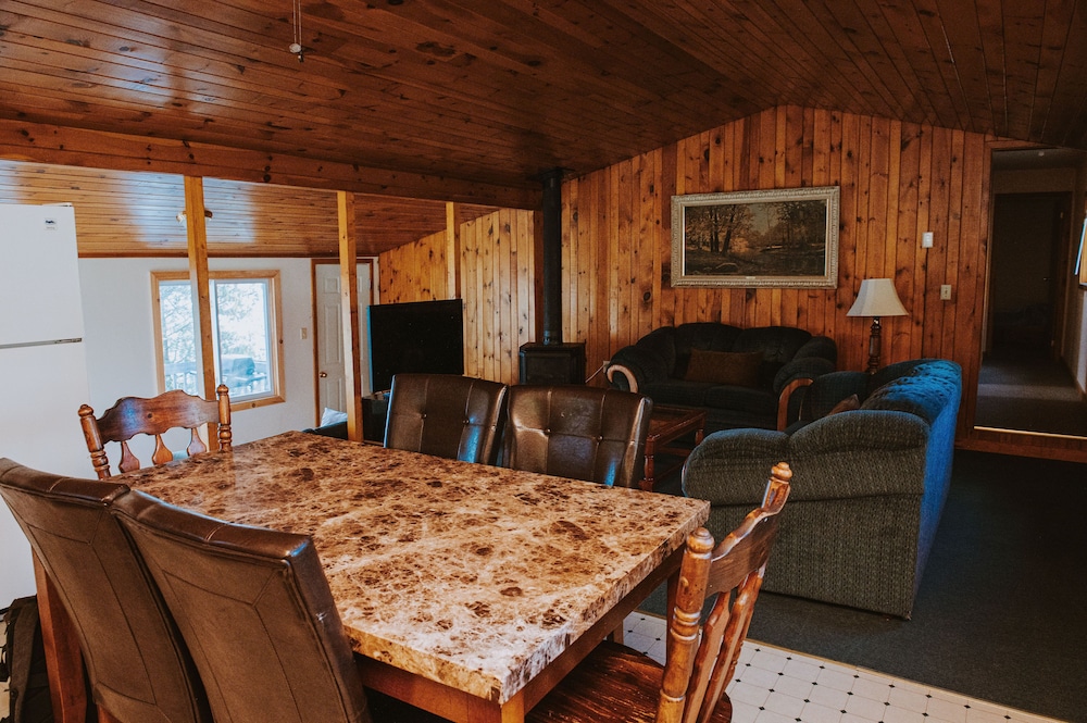 Family Cottage, 3 Bedrooms, Lake View