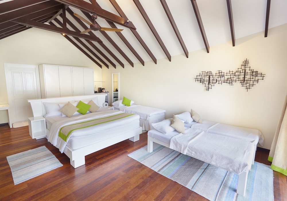 Deluxe Beach Villa photo 3