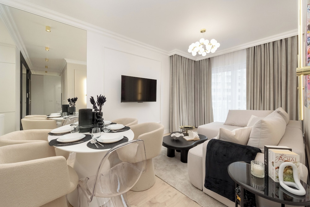 Apartment, 2 Bedrooms, Balcony