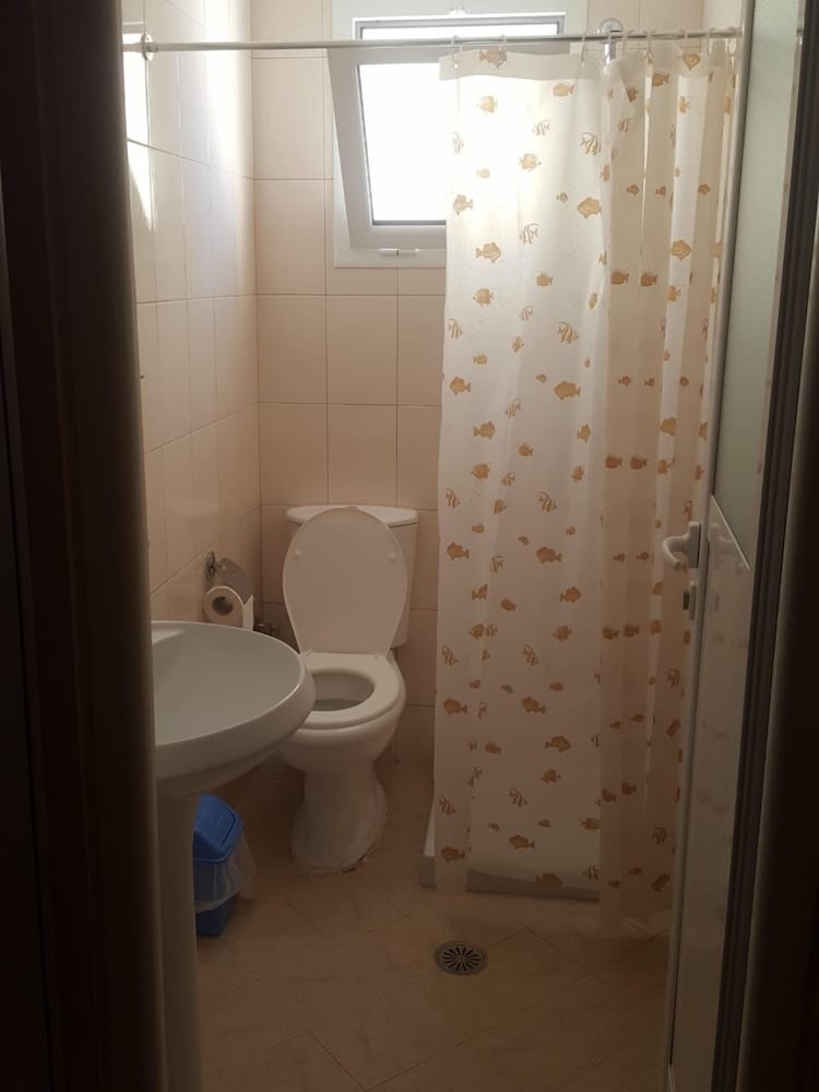 Economy Quadruple Room