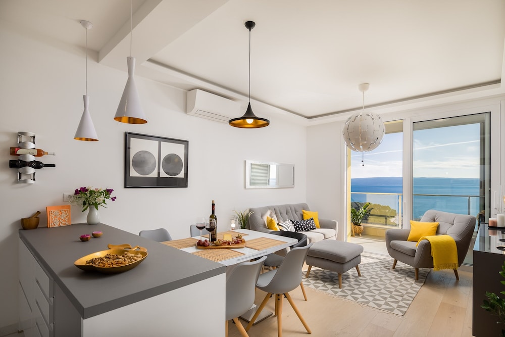 Apartment, Sea View