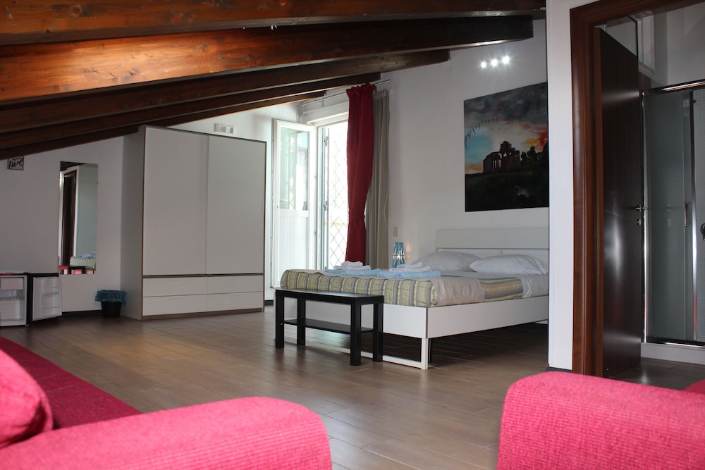 Family Room photo 1