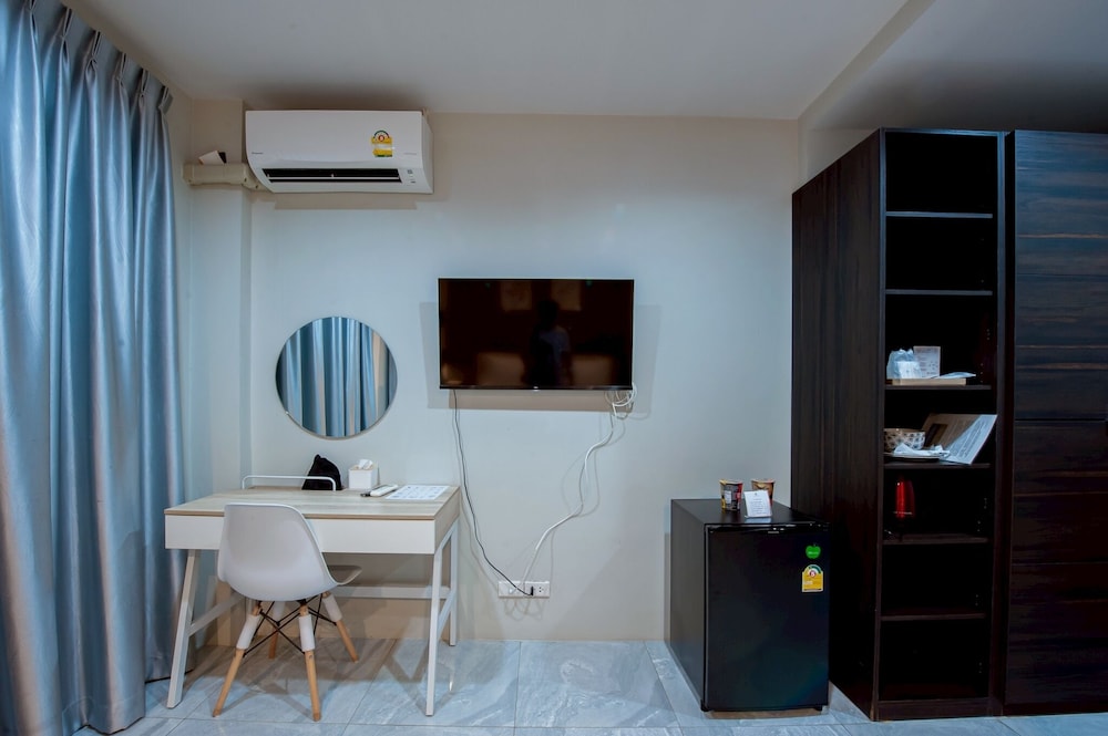 Residence-Side Deluxe Double Bed - Photo 8