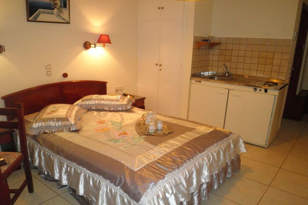 Double or Twin Room photo 2