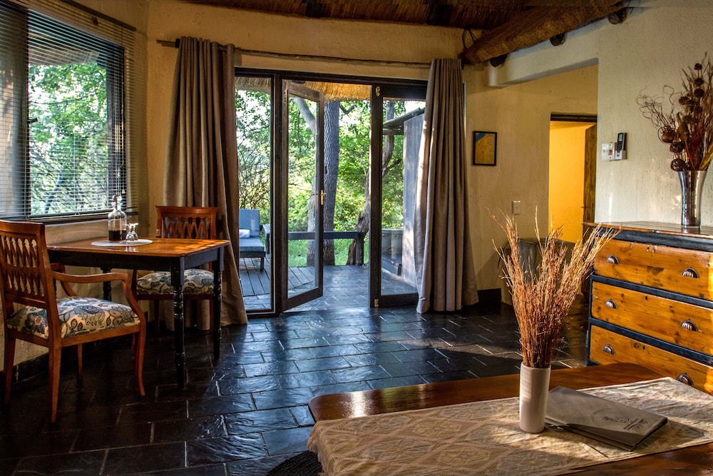 Executive Room, River Lodge