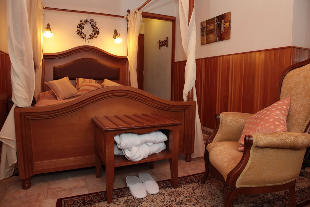 Double Room, 1 Double Bed with Sofa bed photo 1