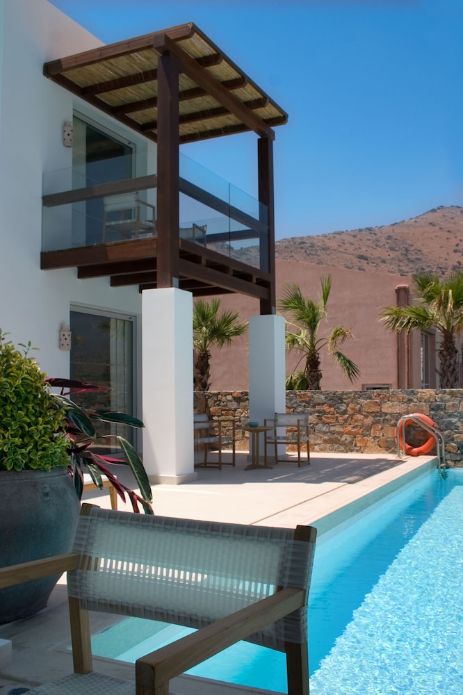 Mythica Bungalow with Sharing Pool, Sea View - Photo 3