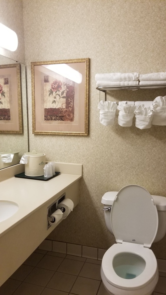 Room, 2 Queen Beds - Photo 6