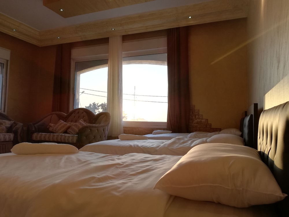 Standard Twin Room photo 1