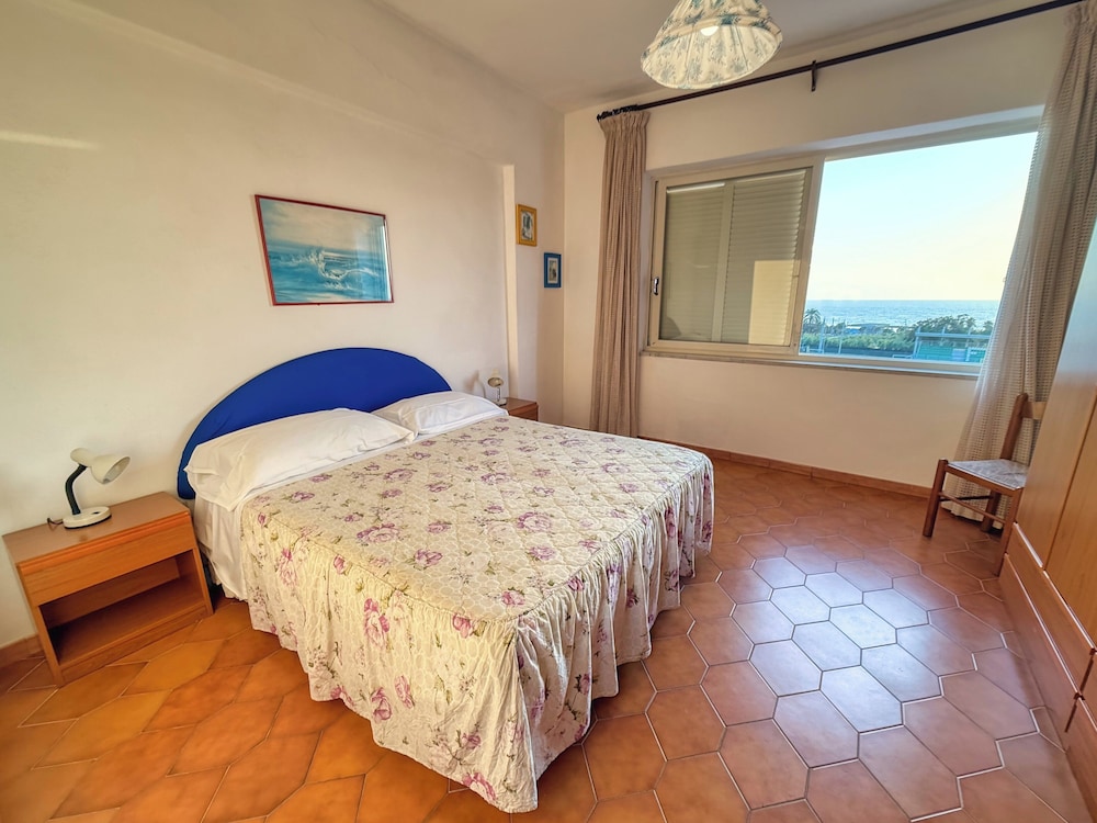 Superior Room - Photo 5