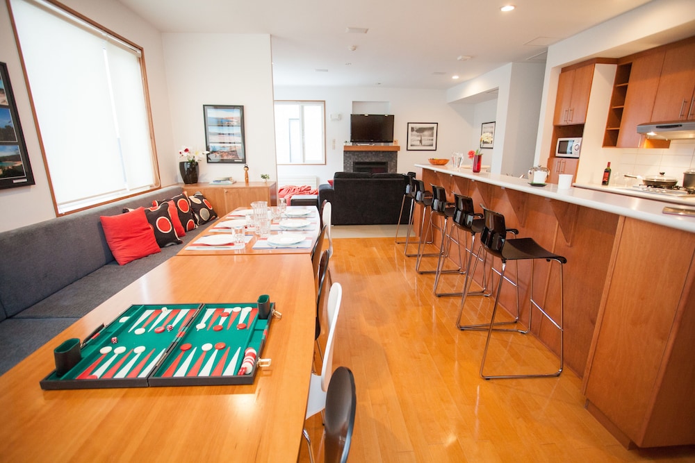 Townhome, 4 Bedrooms photo 1