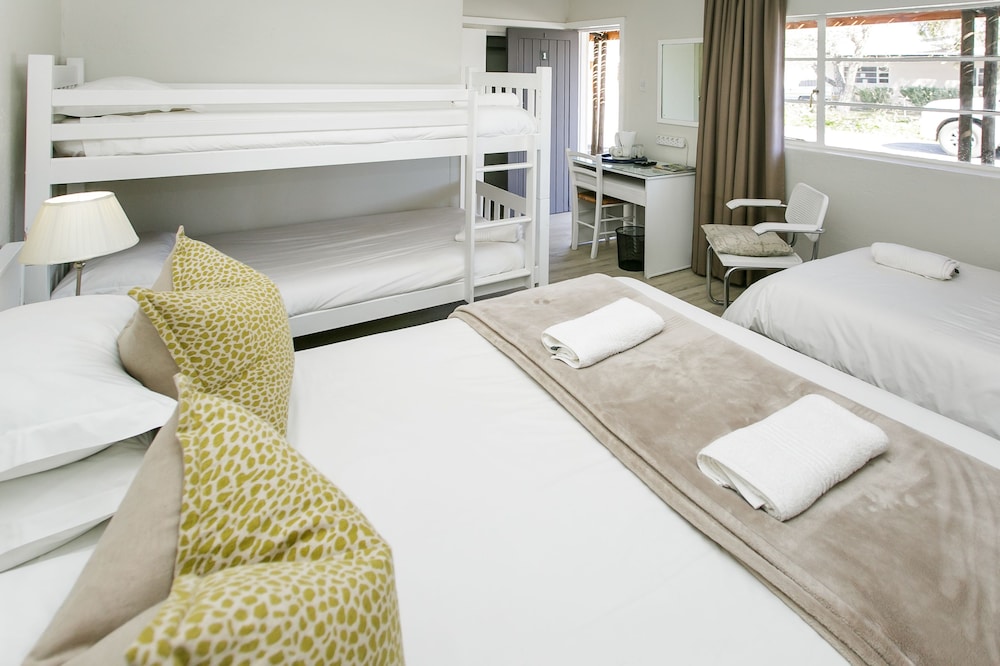 Deluxe Room (Deluxe 5 sleeper) photo 1