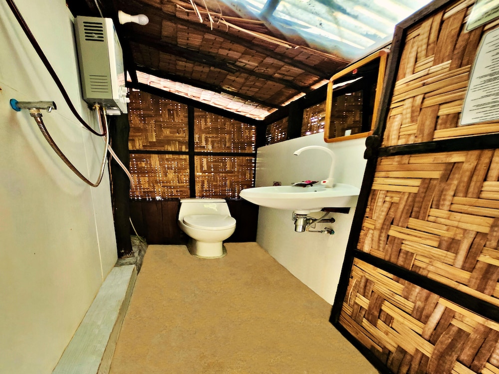 Elite Double Room, 1 King Bed photo 2