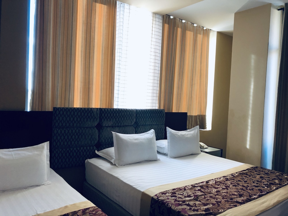 Classic Double Room, Garden View