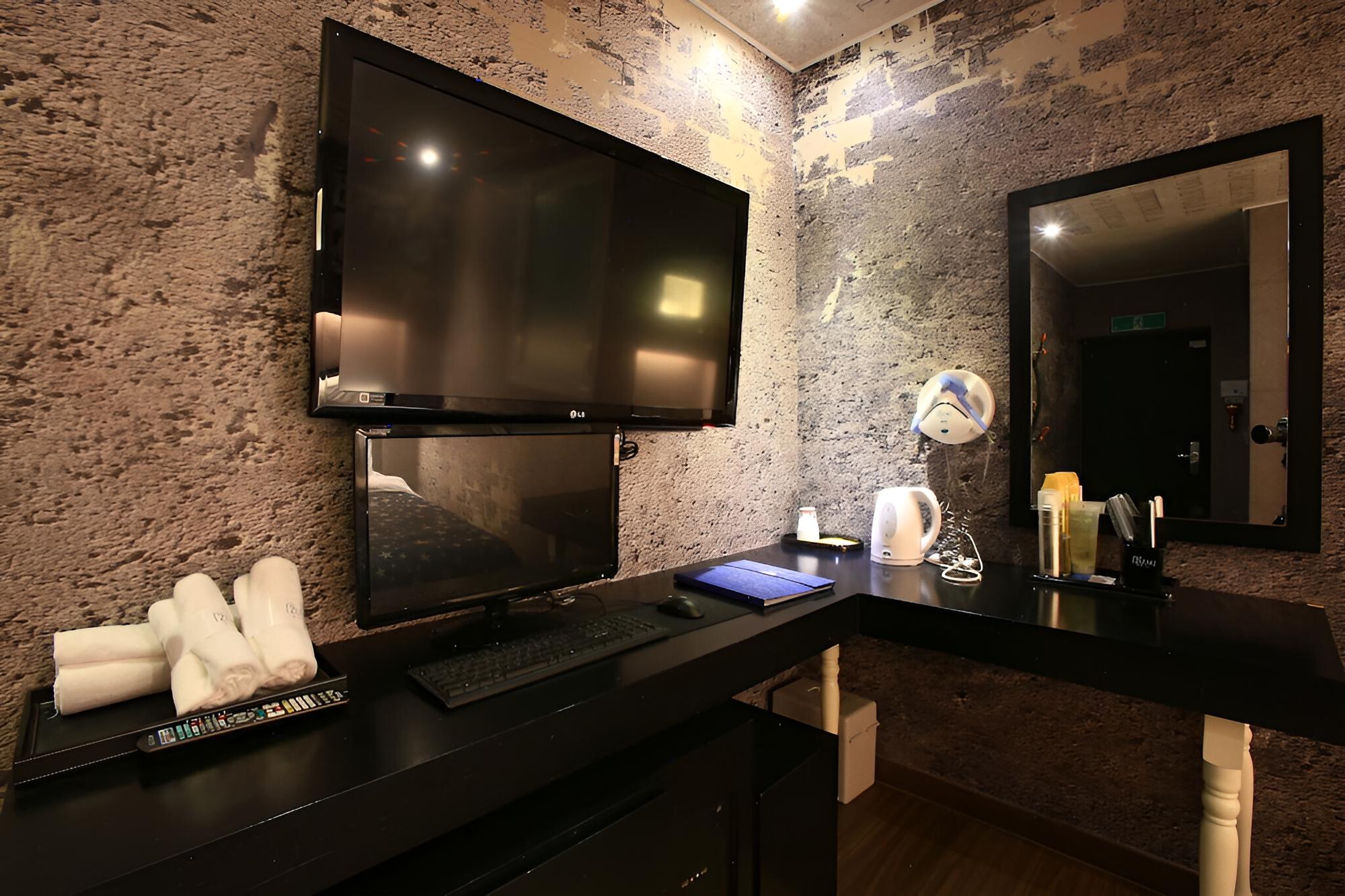 Room (Standard room) - Photo 10