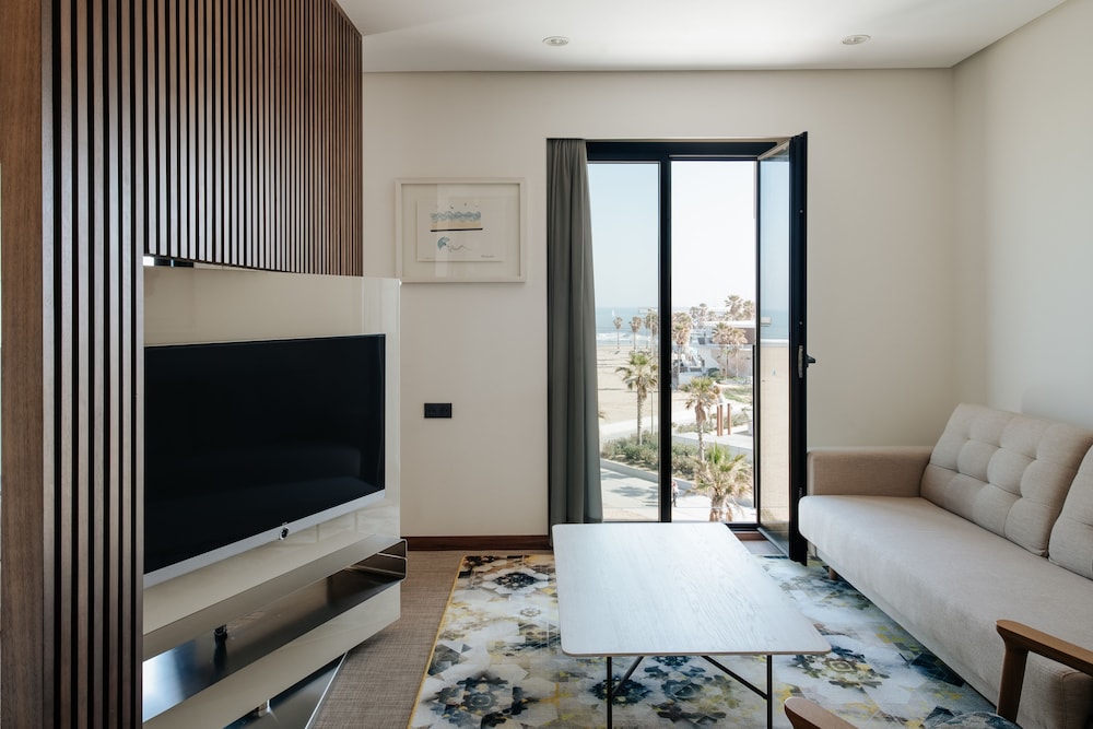 Junior Suite, 1 Queen Bed with Sofa bed, Sea View - Photo 23
