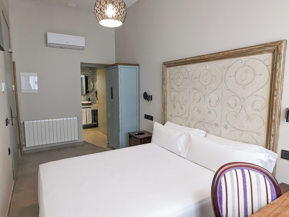 Standard Room photo 2