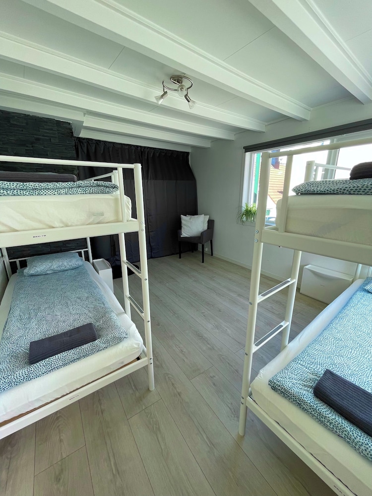 Economy Shared Dormitory, Mixed Dorm (6 Beds) photo 1
