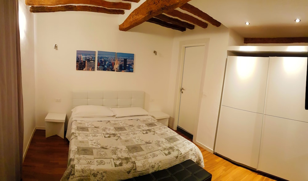 Apartment, 1 Bedroom (Corso Adriano 96)