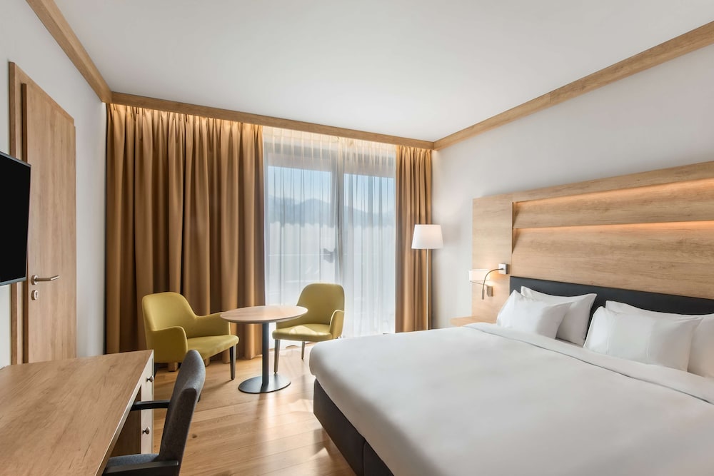 Premium Room, Mountain View - Photo 4