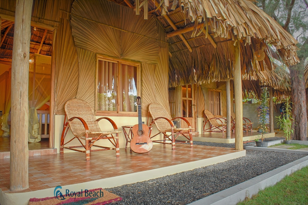 Deluxe Double Room With Beach Front