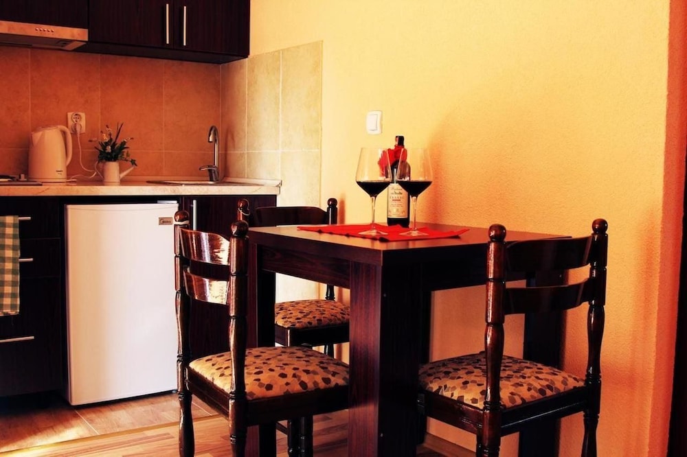 Apartment, 1 Bedroom, Balcony - Photo 5
