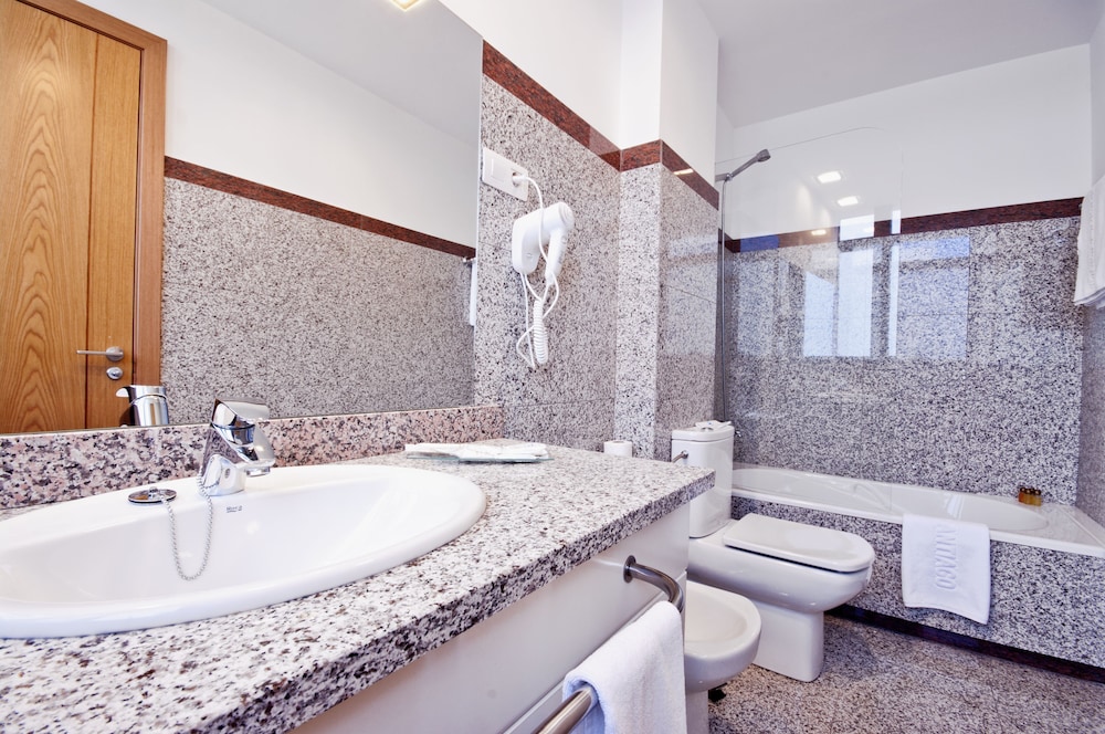 Superior Double Room - Photo 9