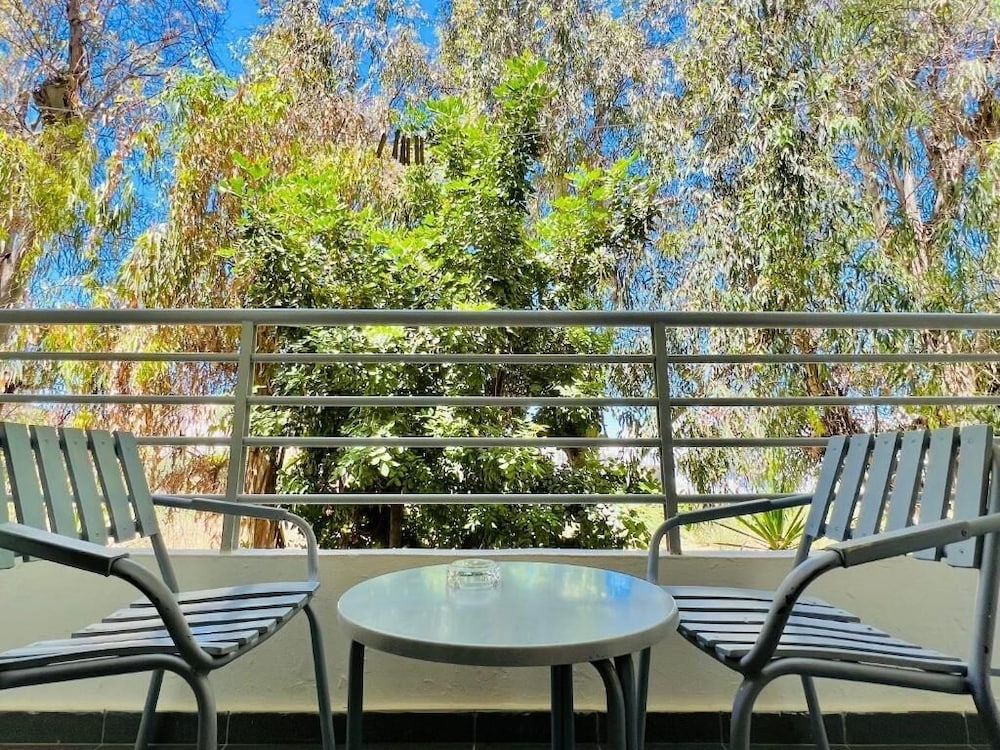 Standard Room, Garden View - Photo 9