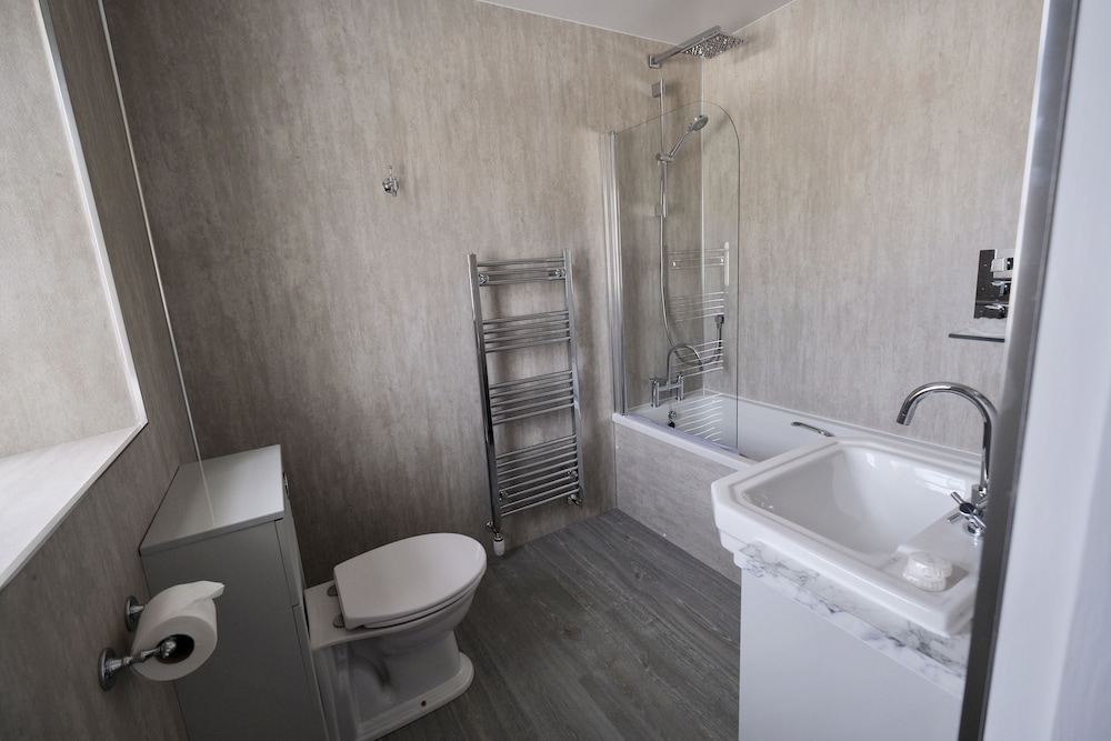 Double or Twin Room (Room 7) photo 2