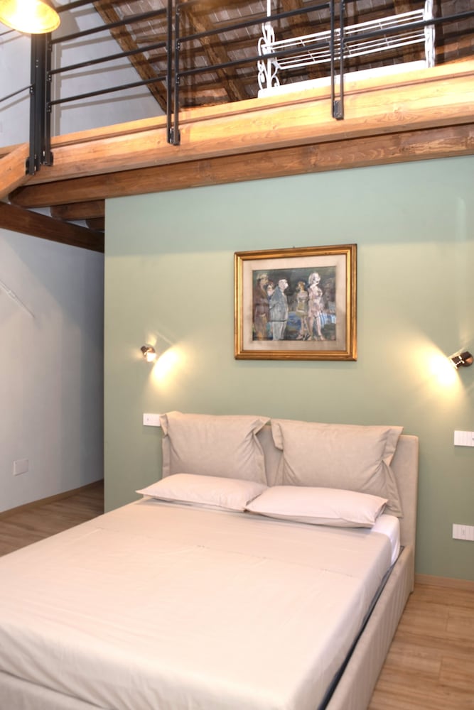 APARTMENT SUITE photo 3