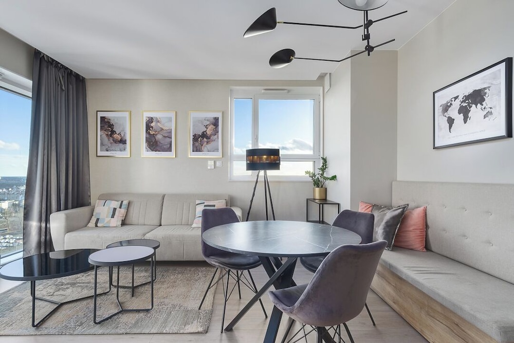 Panoramic Apartment, 2 Bedrooms, City View photo 2