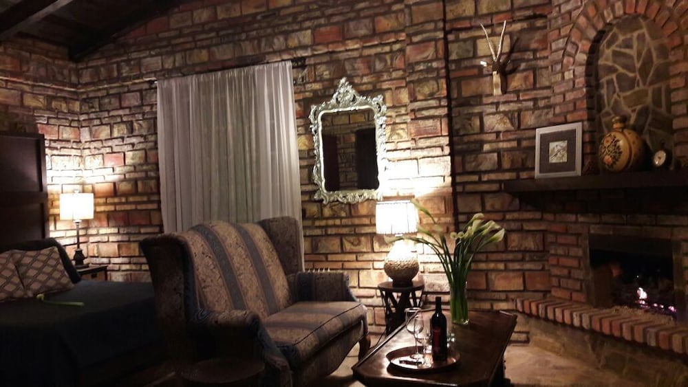 Deluxe Cabin, 1 Bedroom, Fireplace, Mountain View photo 1