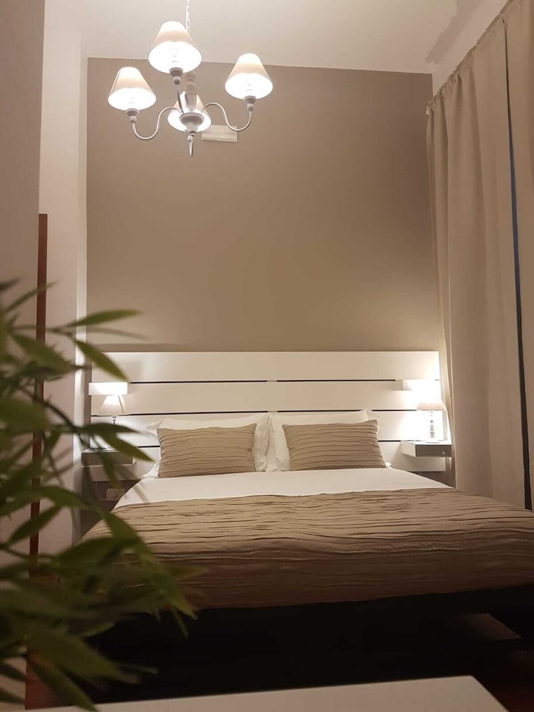 Comfort Triple Room, Balcony - Photo 2