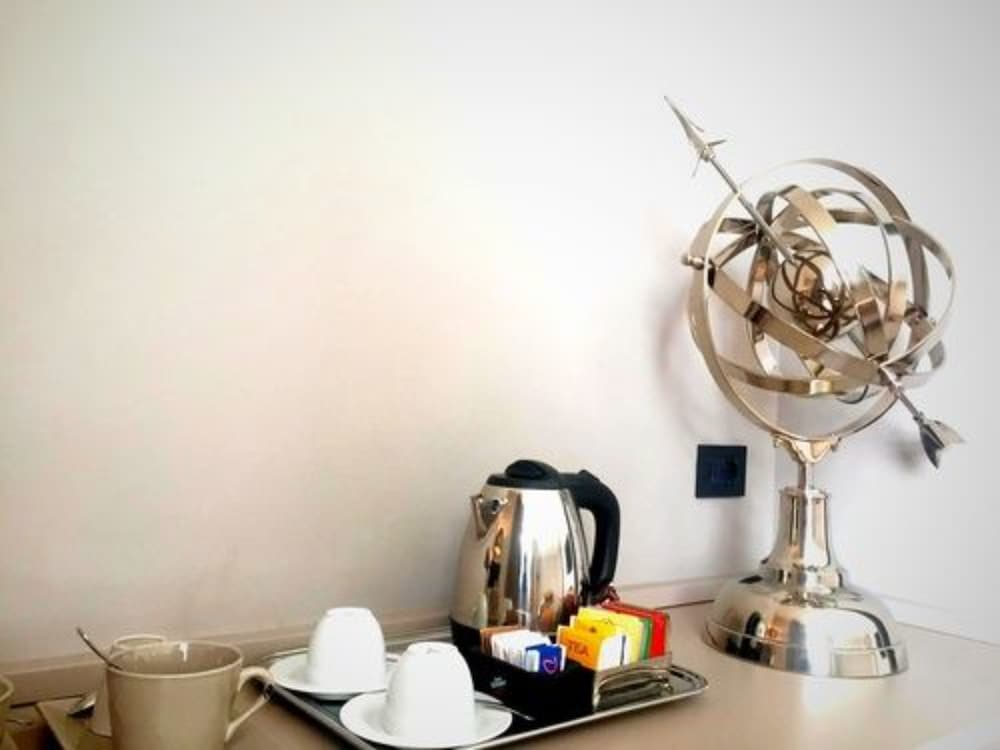 Suite (Skyline) - Photo 3