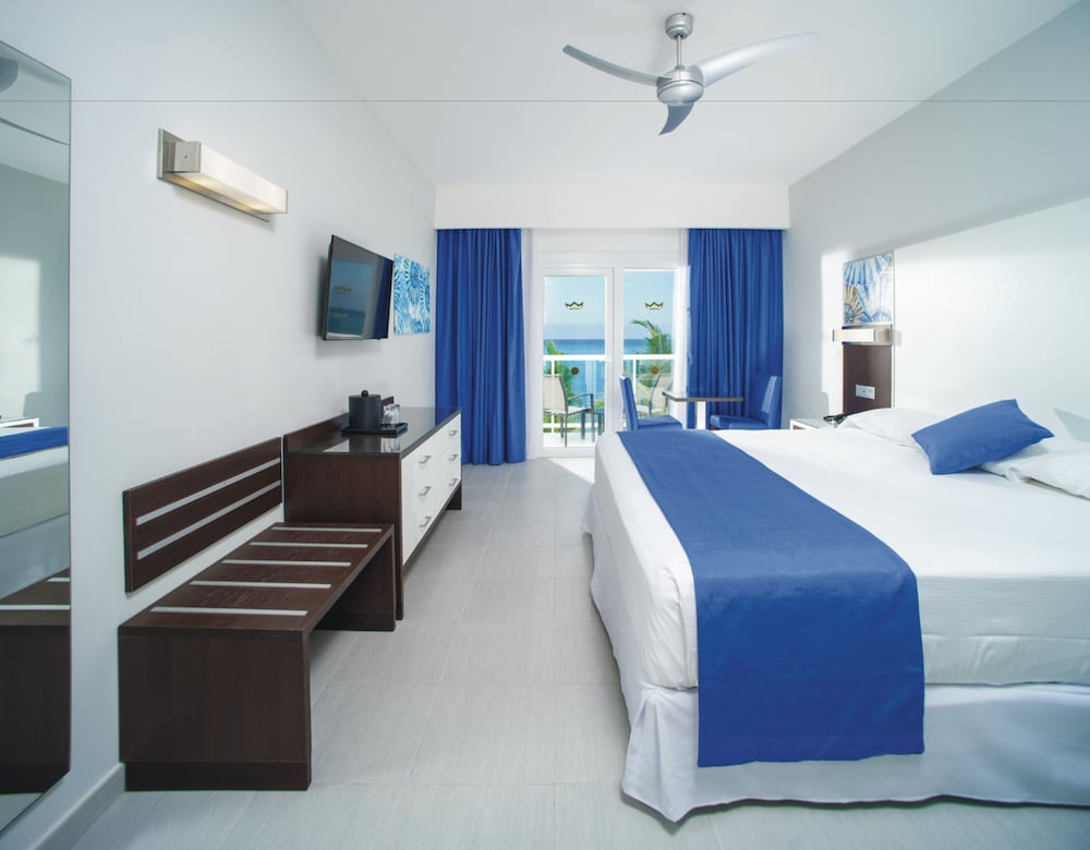 Double Room, Oceanfront (c)