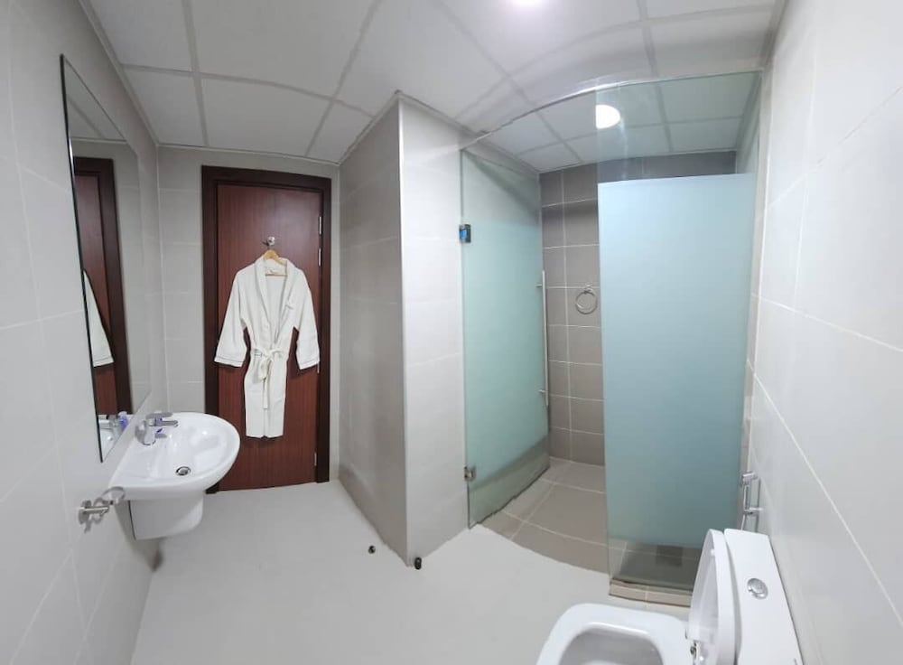 Classic Apartment, 1 King Bed, Kitchenette