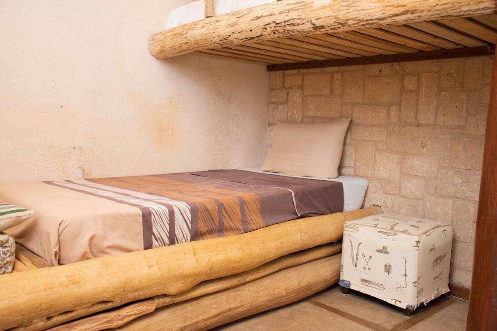 Exclusive Double or Twin Room, Private Bathroom (Bambin Robinson) photo 3