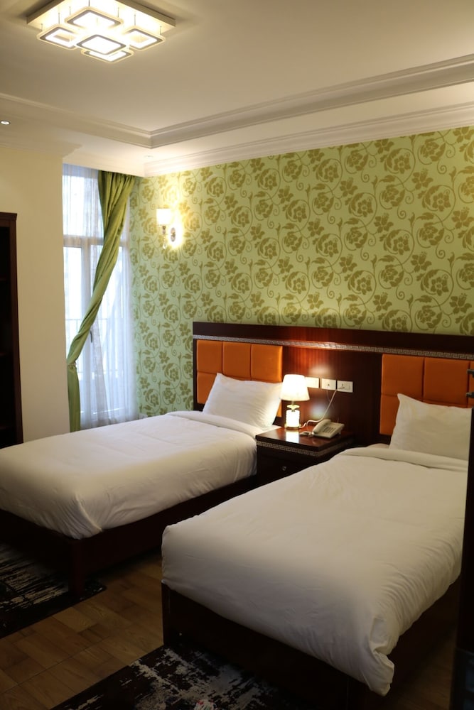 Basic Twin Room, City View