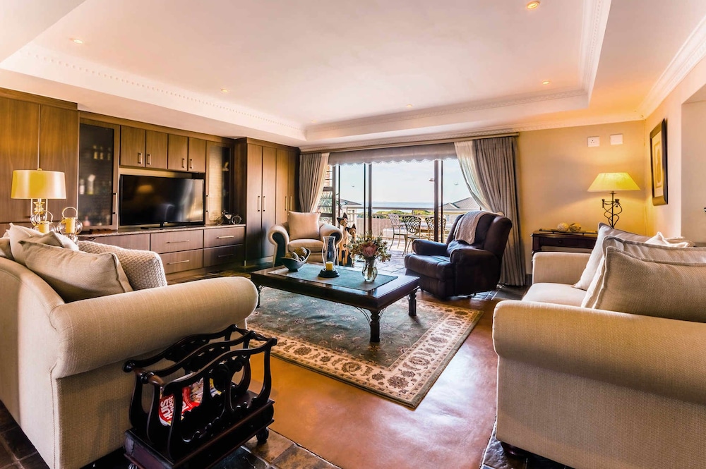 Queen Room with Sea View
