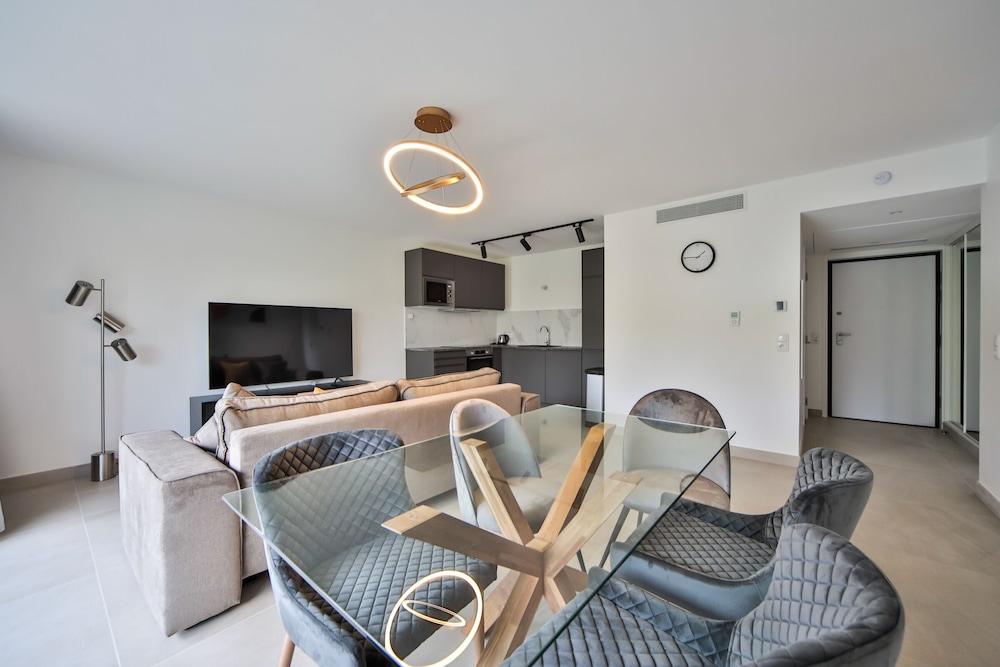 Apartment, Private Bathroom photo 2