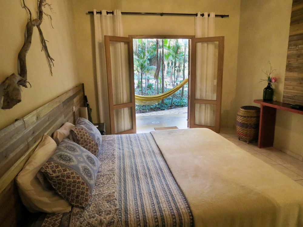 Standard Triple Room, 1 Bedroom, Terrace, Pool View photo 1