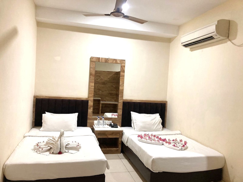 Deluxe Twin Room - Photo 1