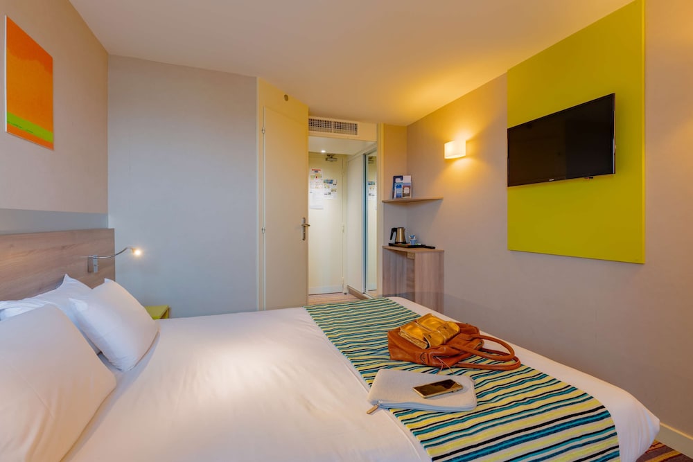 Standard Room, 1 Double Bed - Photo 3