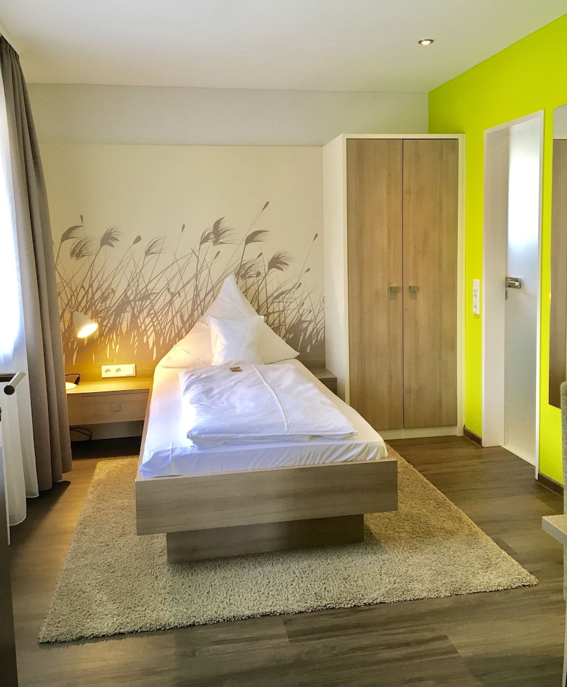 Basic Single Room
