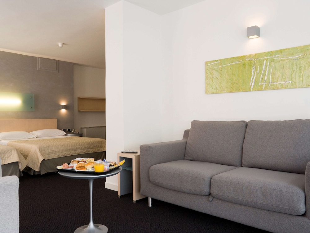 Superior Double Room, 2 Double Beds - Photo 4