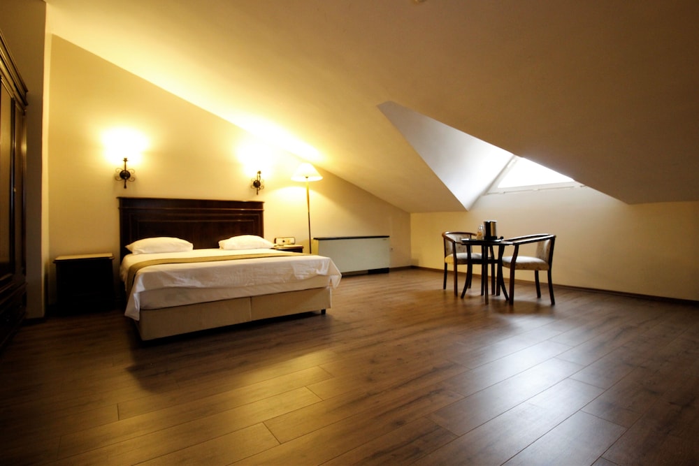 Economy Room (Single Use) photo 2