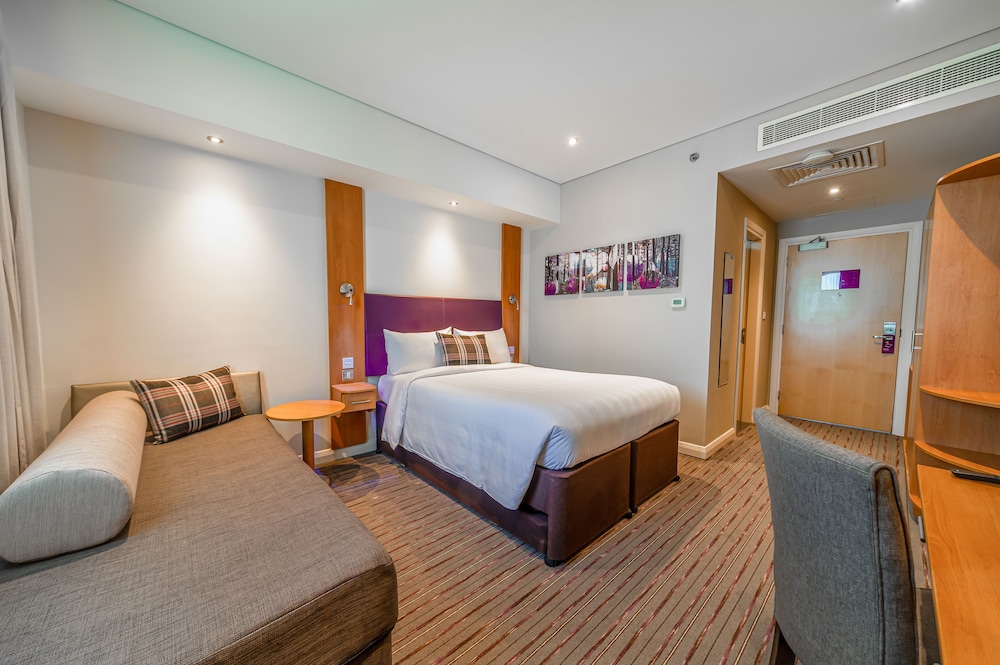 Double Room, Non Smoking ( Free Dxb Ap Shuttle Every 30min T3t1) photo 2