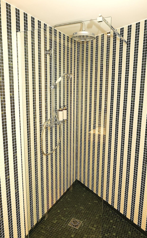 Superior Parisian Room photo 3